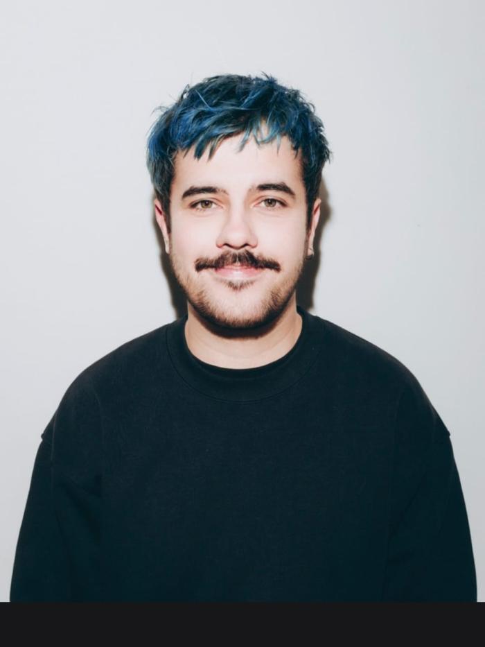 O artista Lucas Sales