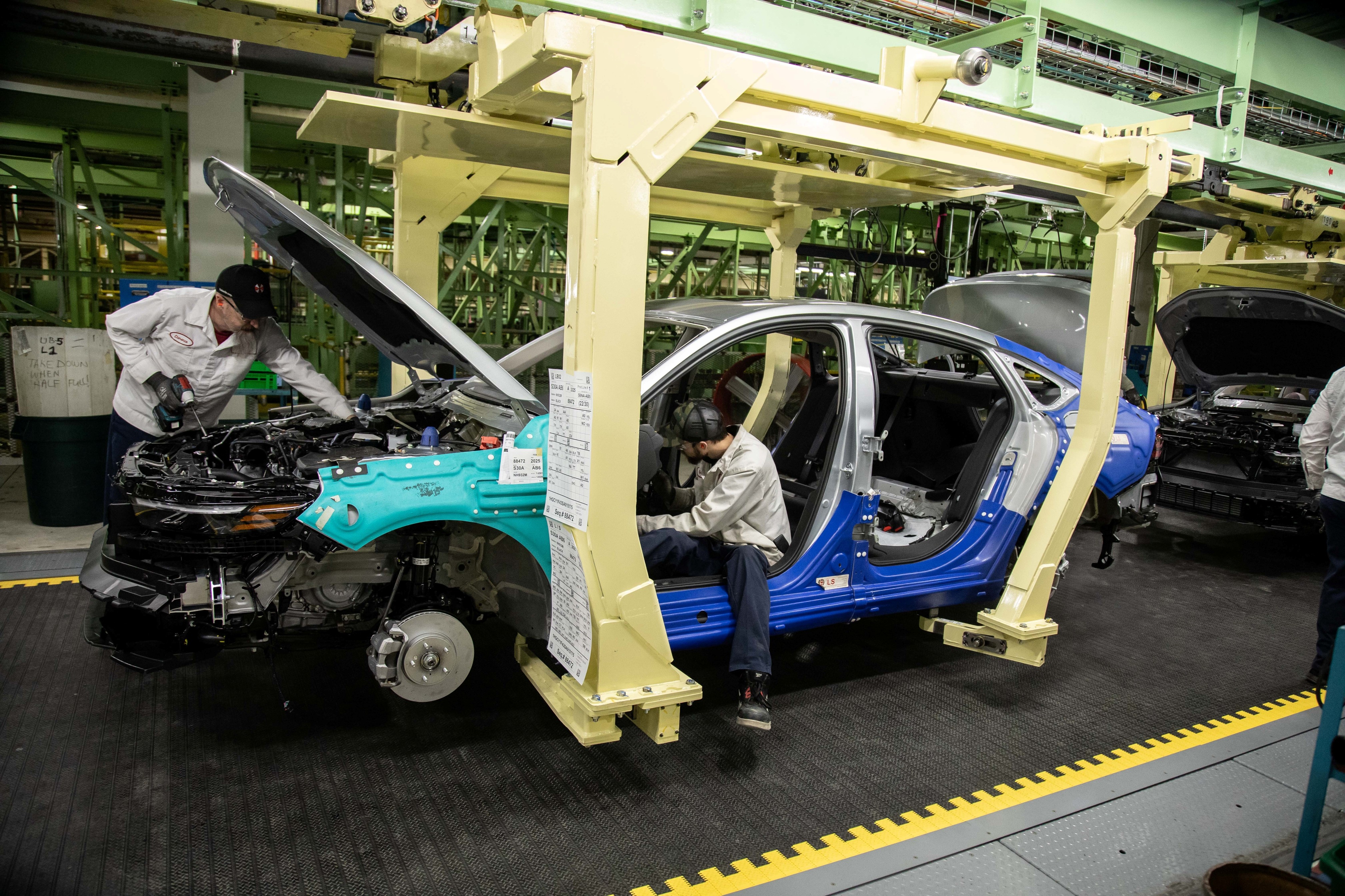 Honda tem prejuízo de US$ 3,6 bilhões; presidente e executivos vão cortar próprios salários em até 30%