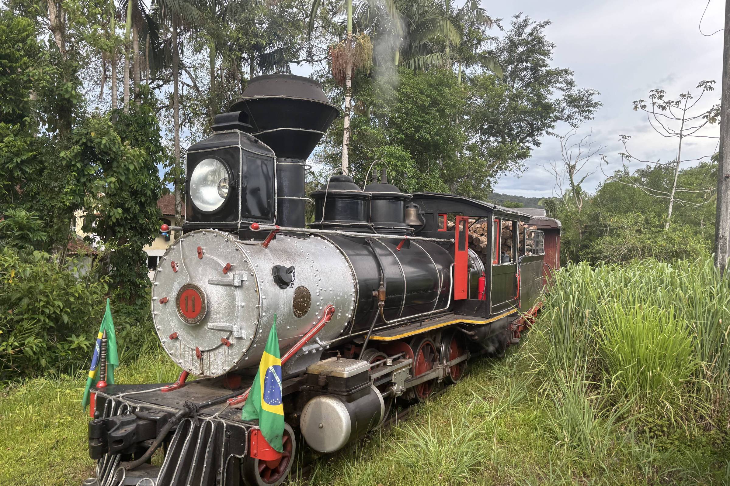 Paraná tem rota de trem alternativa à famosa Curitiba-Morretes