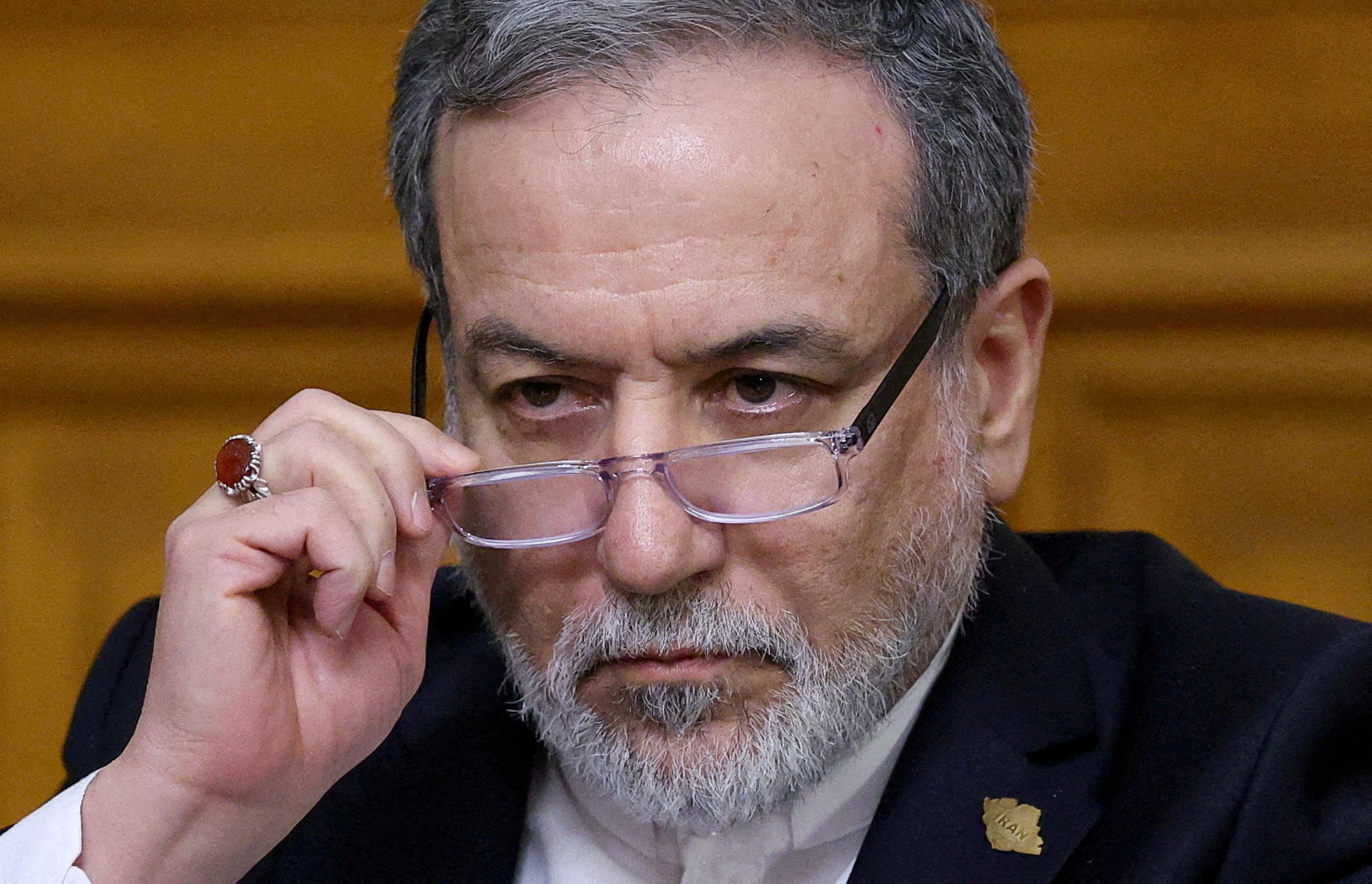 Irã proíbe exportação de aço até o fim de maio, diz mídia estatal