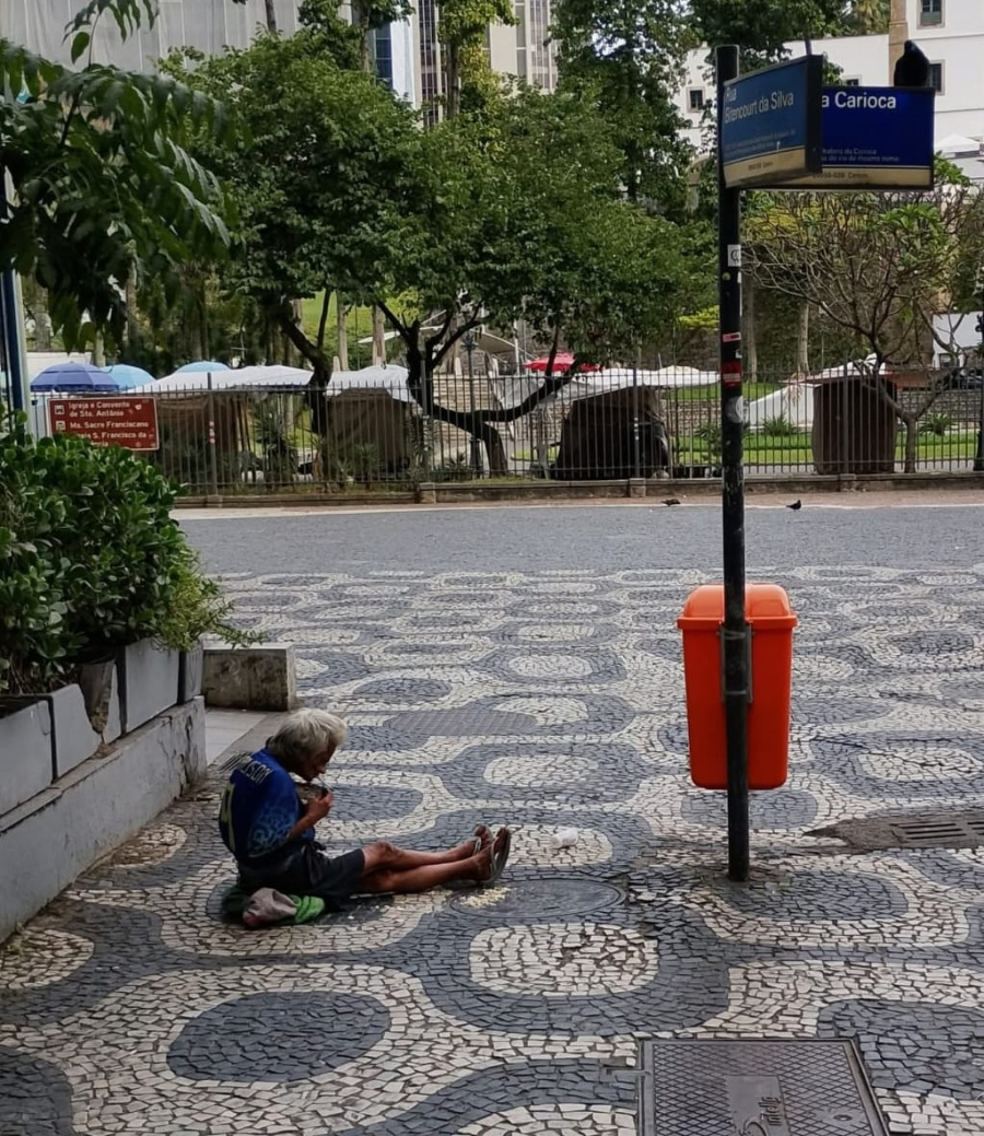 CORAÇÃO CORTADO DUAS VEZES